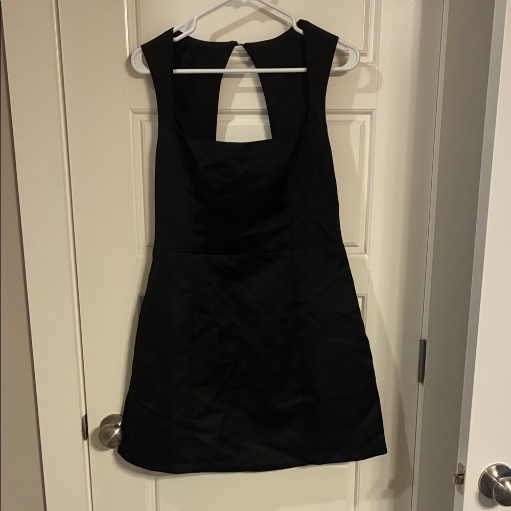 Lulu's Chic Black Backless Dress